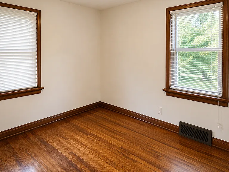 6209 Creston Ave #1/2 — Photo 3