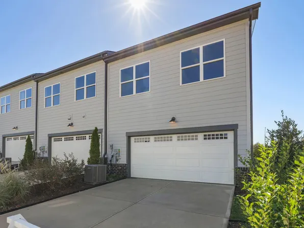 147 Parkland Dr, Pittsboro, NC 27312