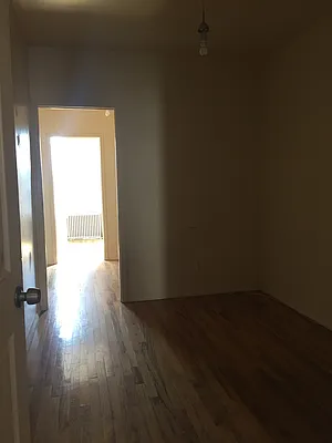 Rented by Grand & Co. | media 21