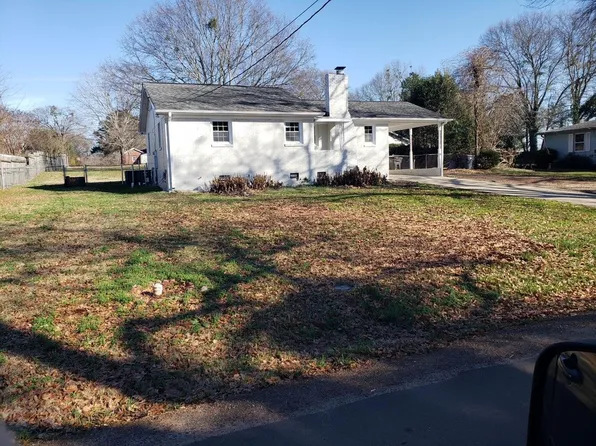 9 Meadors Ave, Greenville, SC 29605