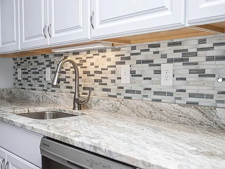 Granit counter tops.