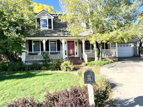 1013 S Cedar St, Cortez, CO 81321