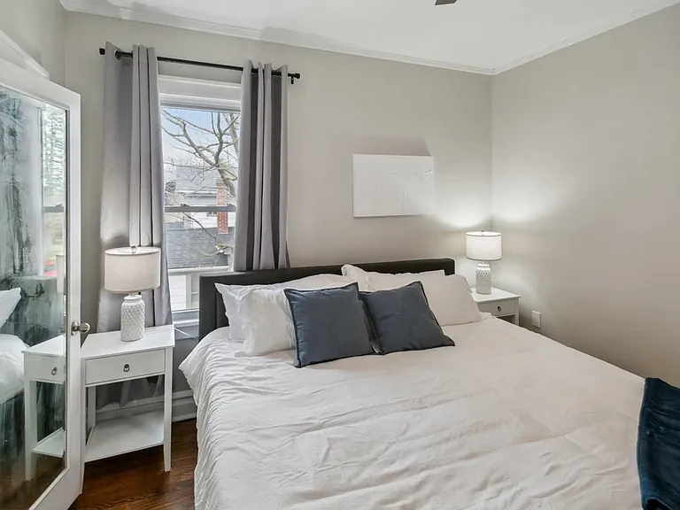 522 N Sheridan Rd #2 — Photo 18