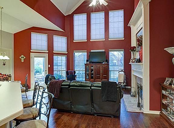 2nd image of 8613 Forest Glenn Dr