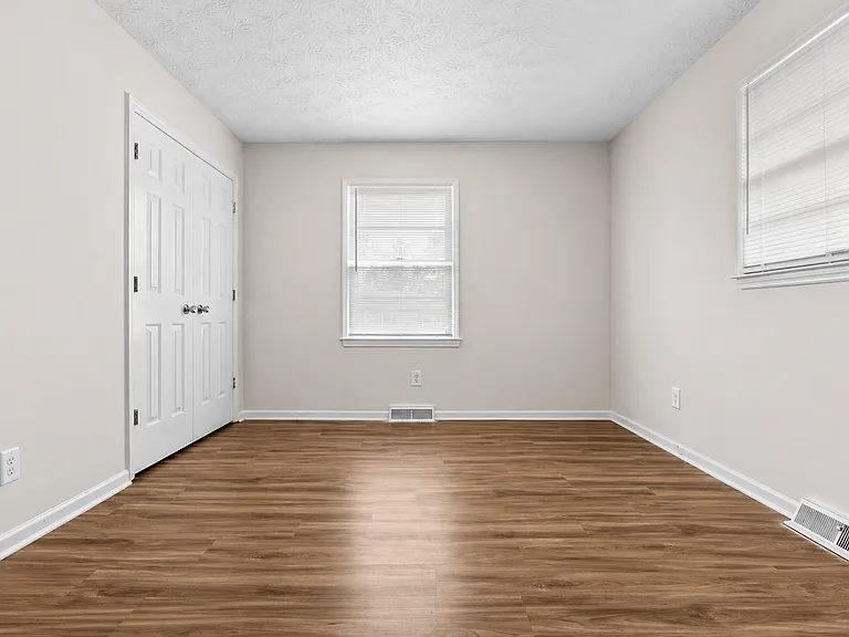 3330 Tisdale Dr — Photo 15
