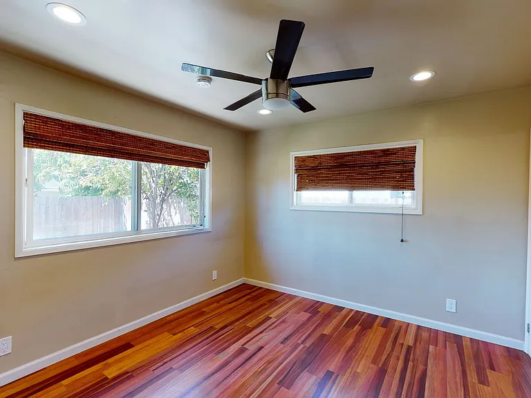 5705 Mary Lane Dr — Photo 9