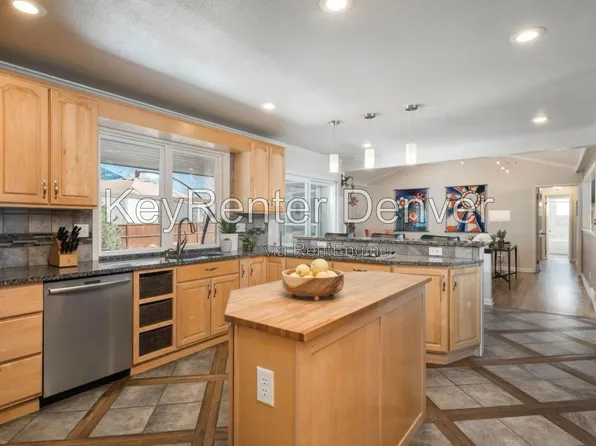 1070 S Elmira St, Denver, CO 80247