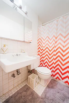 Sold by R New York | media 21