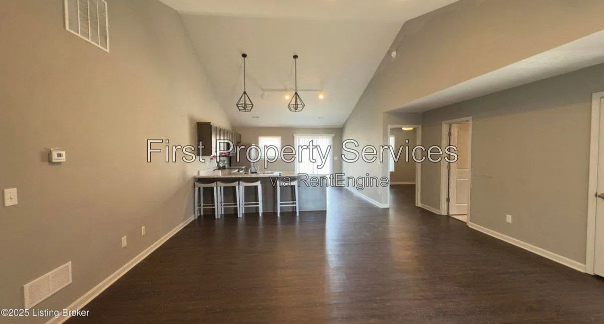 3 bed, 2.0 bath, 1515 sqft, $2,200 — Photo 4