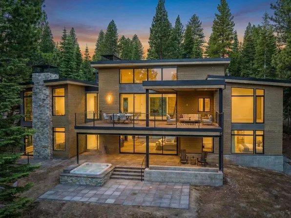 9308 Ninebark Rd, Truckee, CA 96161