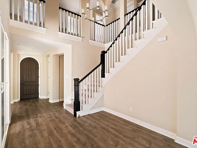 5929 Spelthorne Ln — Photo 4