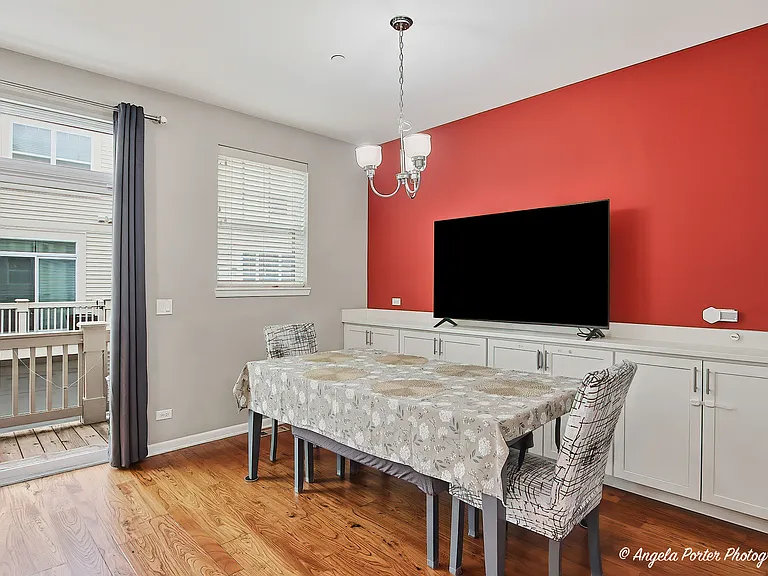 101 Lexington Ln — Photo 10