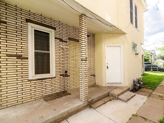 5th image of 792 Edmund Ave W