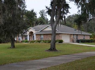 126 Hibiscus Ln, Deltona, FL 32738