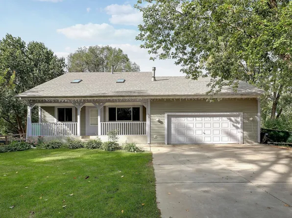 98 Australian Ave, Little Canada, MN 55117