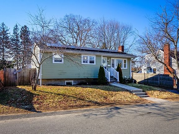 4th image of 12 Frost Ave