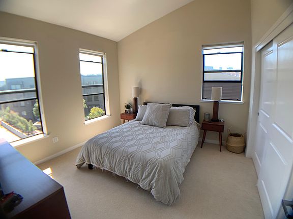 2nd image of 660 King St Unit 410