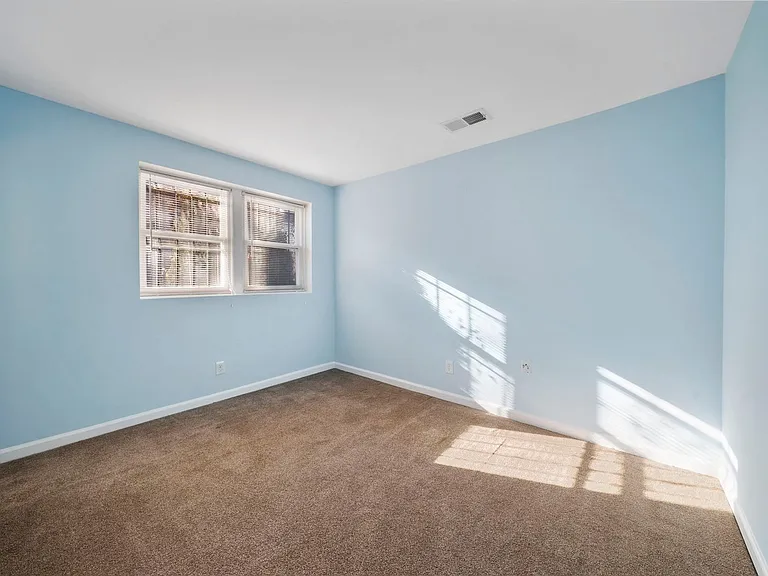 429 Kenyon St NW #T2 — Photo 23