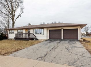 232 E Benton Ave, Stockton, IL 61085