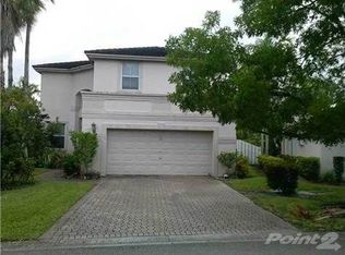 7466 NW 1st Mnr, Plantation, FL 33317