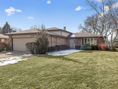 (Undisclosed Address), Downers Grove, IL, 60516
