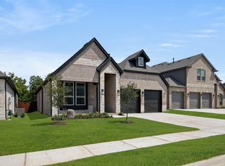 2211 Pelican Dr, Mansfield, TX 76063