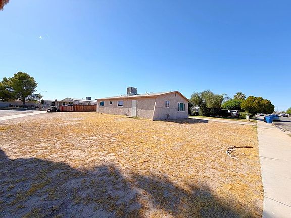 4th image of 627 Bell Ln