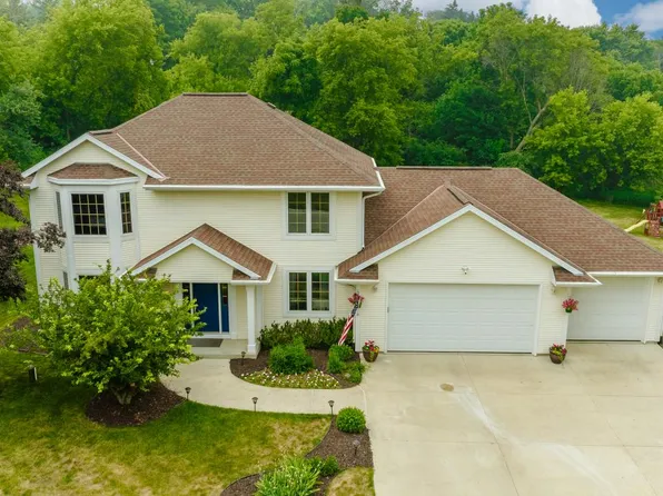 7435 North Davies DRIVE, Lannon, WI 53046