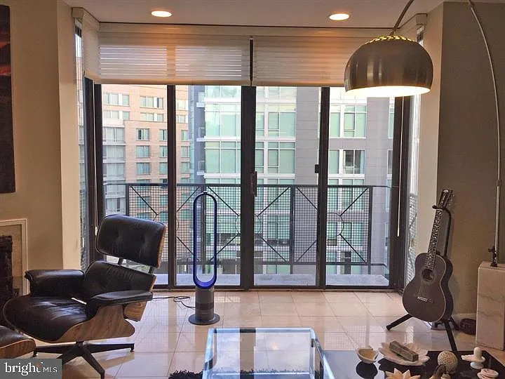 1117 New Hampshire Ave NW #9 — Photo 4