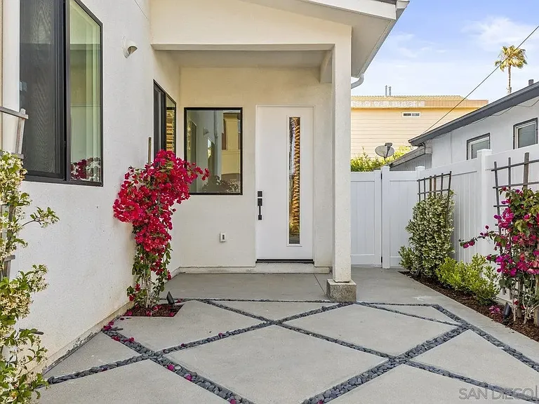254 Donax Ave — Photo 45