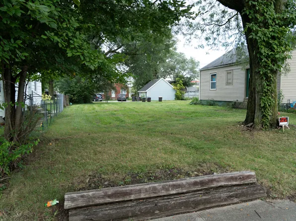 4209 Lillie St, Fort Wayne, IN 46806