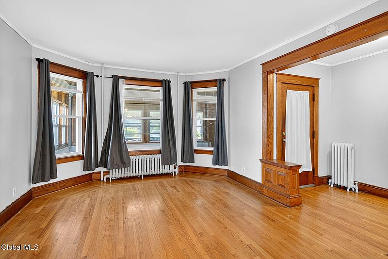 5th image of 57 Summit Avenue