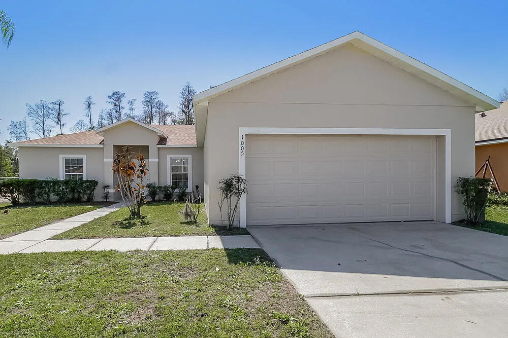 3 bed, 2.0 bath, 1314 sqft, $1,770 — Photo 1