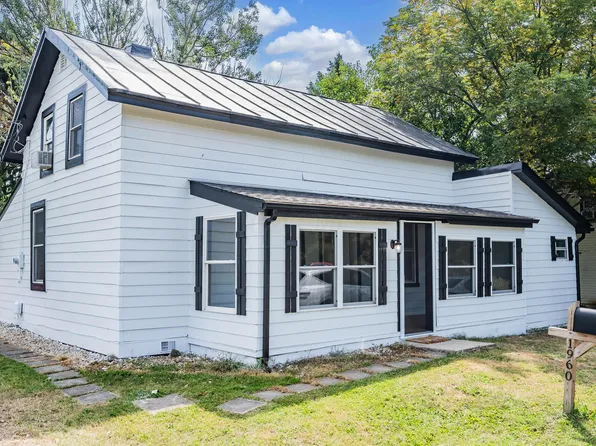 1960 Rich Hill Rd, Centerburg, OH 43011