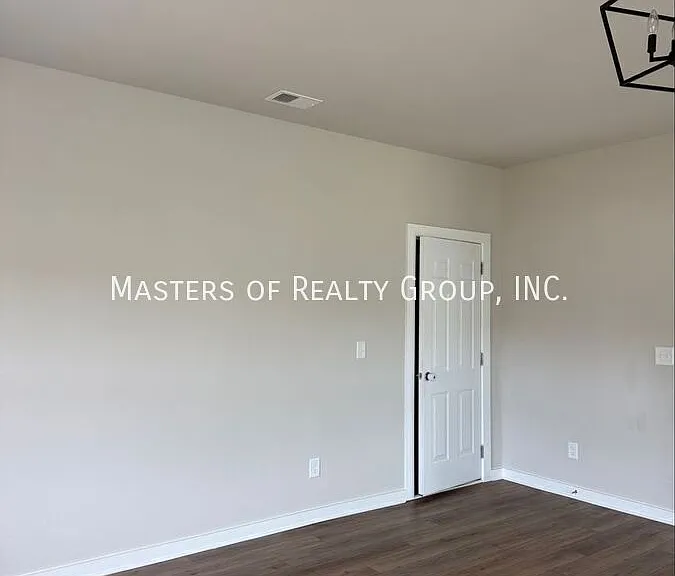 200 Avalon Way — Photo 6