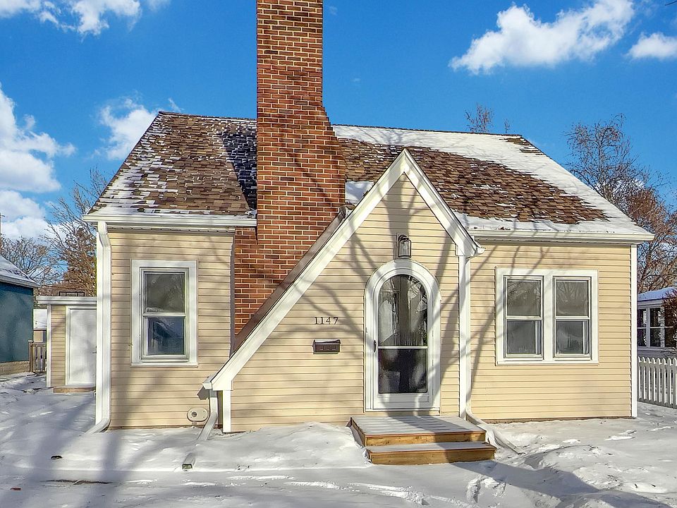 1st image of 1147 Hoyt Ave W
