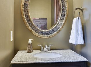 641 Ramsey Cir, Carver, MN 55315