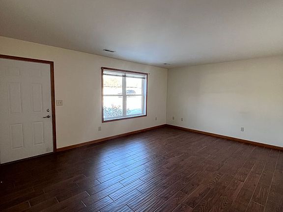 3rd image of 2910-2920 N 23rd St #2914