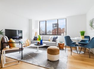 250 W 19th St APT 2O, New York, NY 10011