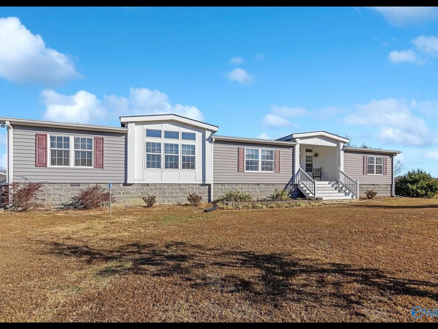 4 bed, 2983 sqft, $1,800 — Photo 1