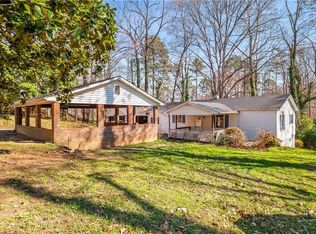 3825 Old Hollow Rd, Kernersville, NC 27284