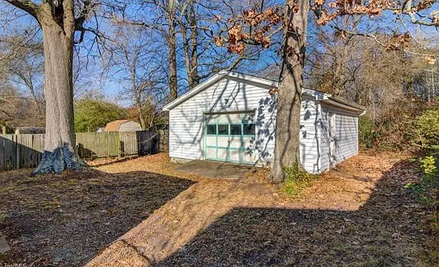 1516 Trogdon St — Photo 18