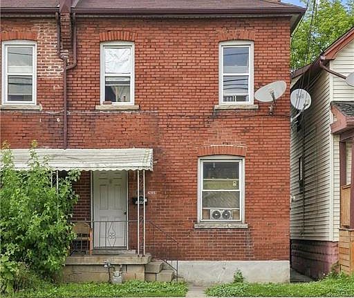 2nd image of 1085 Cannon St E