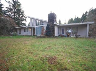 5718 E Hillcrest Dr, Pt Orchard, WA 98366