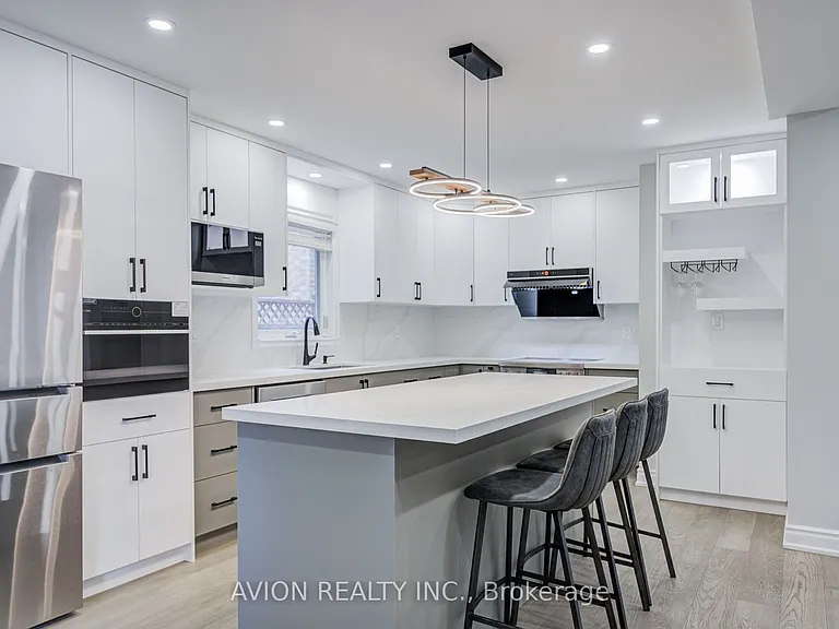 9 Falan Heights Cres — Photo 15