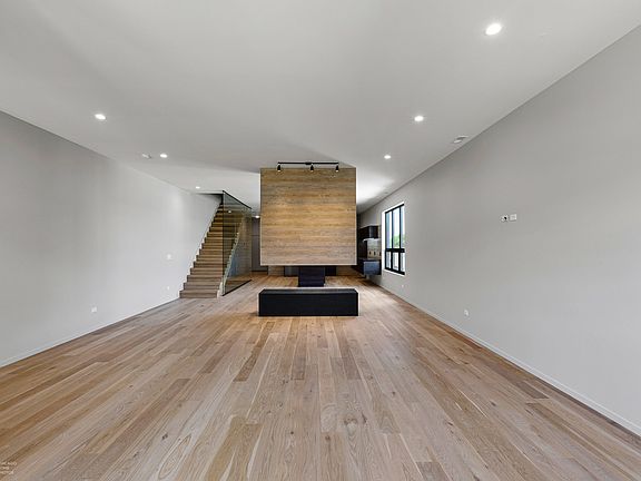 2nd image of 1734 N California Ave #3