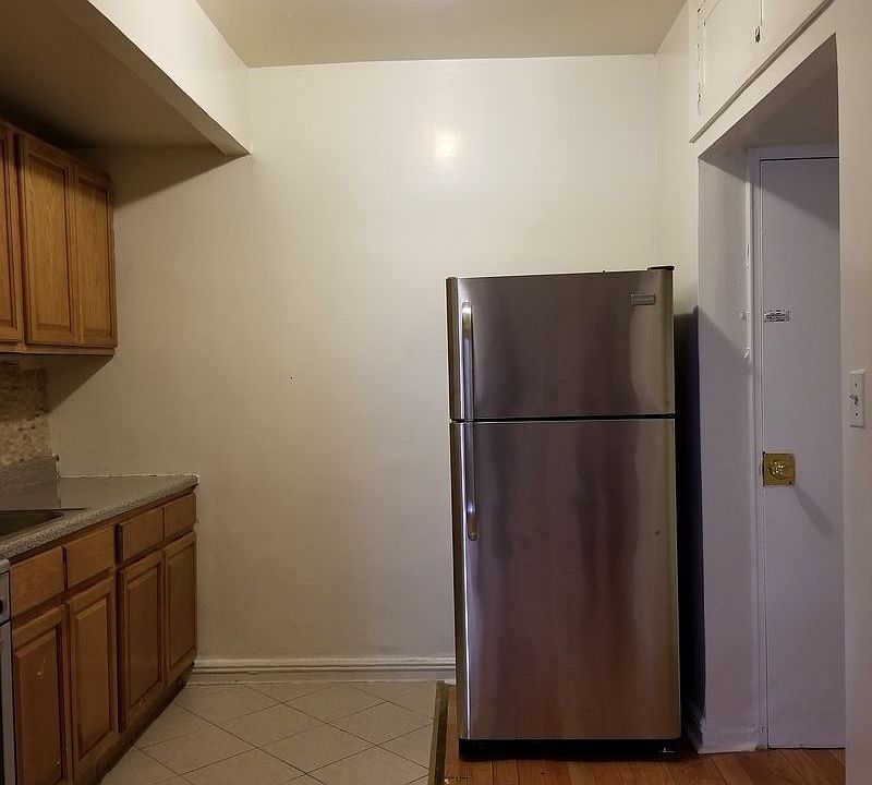 2nd image of 590 Ocean Ave APT 1H