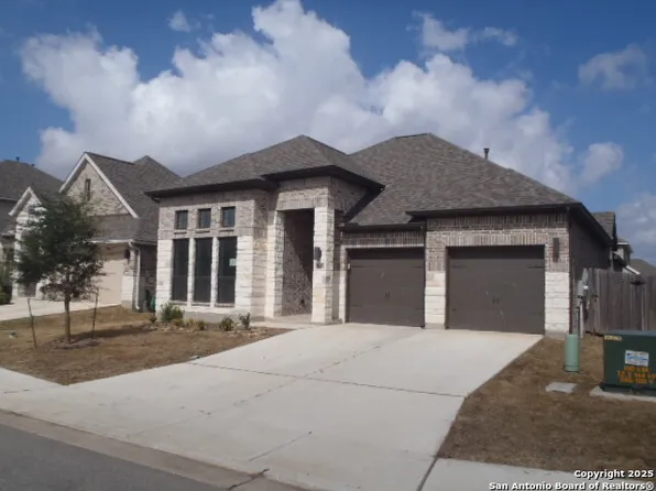 1948 Highland, Seguin, TX 78155