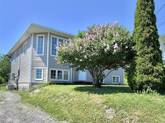 3rd image of 29 ADAMS Place