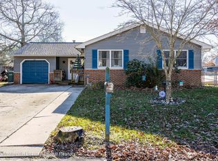 205 Lake Placid Dr, Little Egg Harbor, NJ 08087